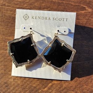 BRAND NEW Kendra Scott Earrings
